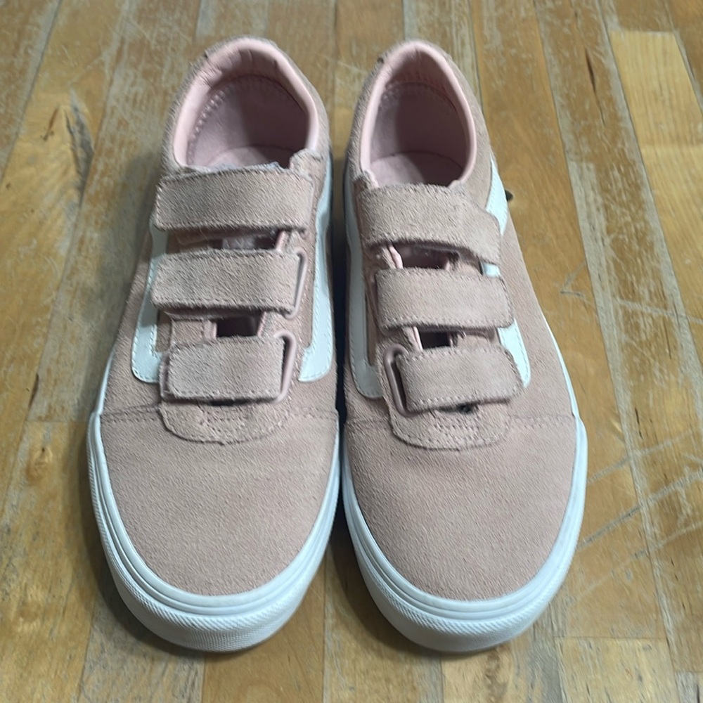 Women’s Old Skool vans Velcro sneakers